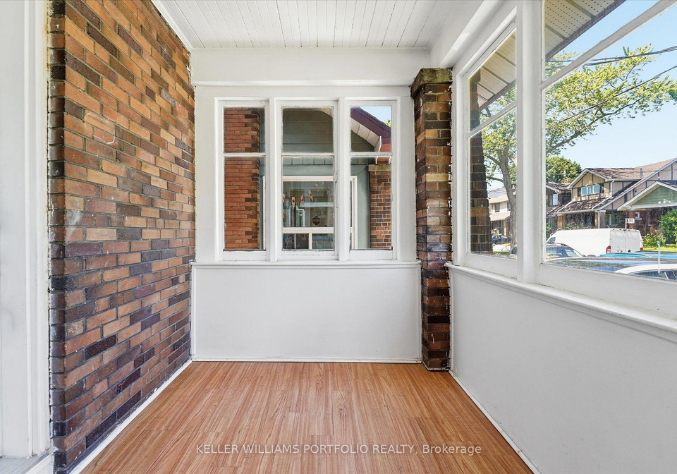 289-wolverleigh-boulevard-toronto-east-york-ontario-e13550522