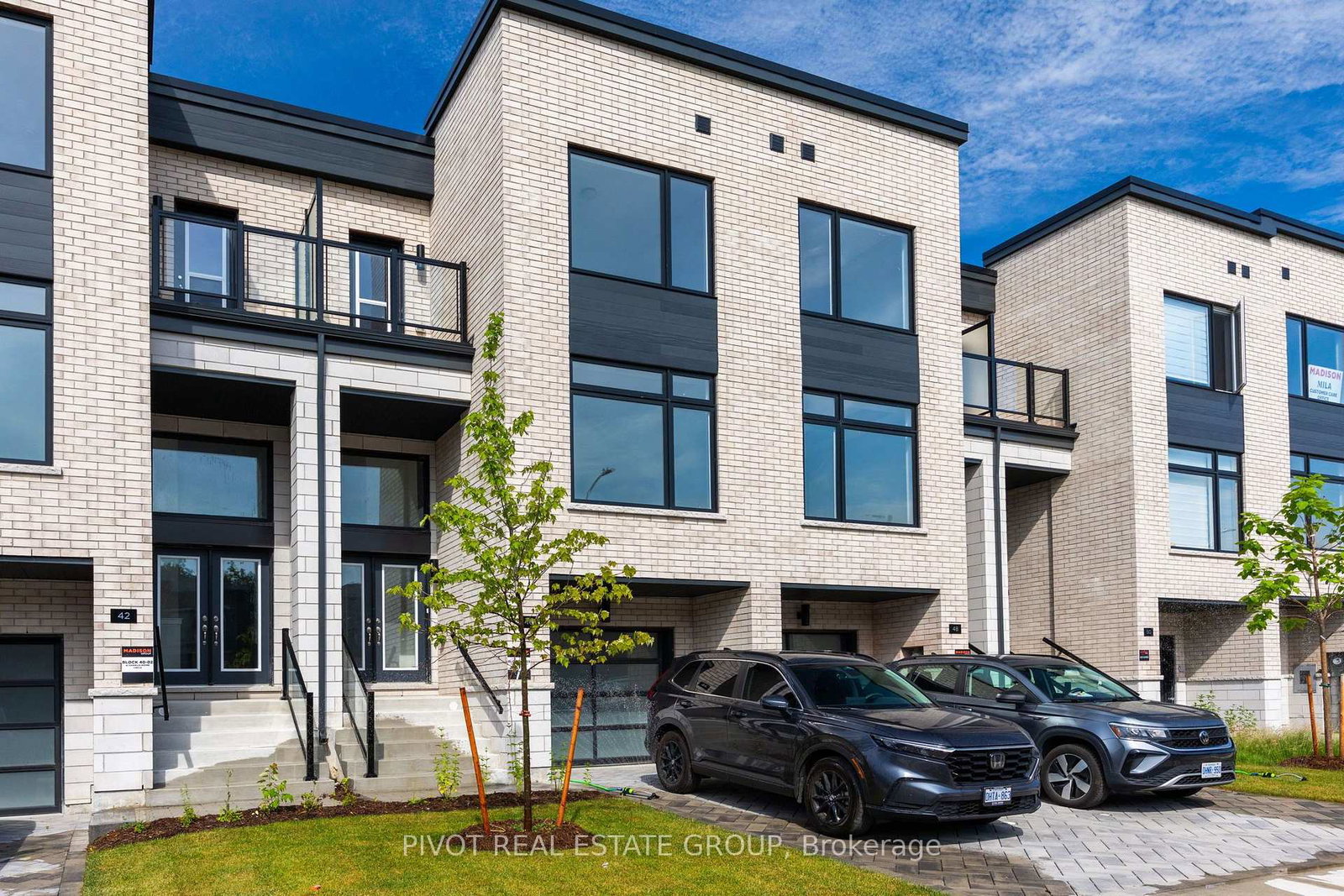 46-danielle-moore-circle-toronto-scarborough-ontario-e13550622