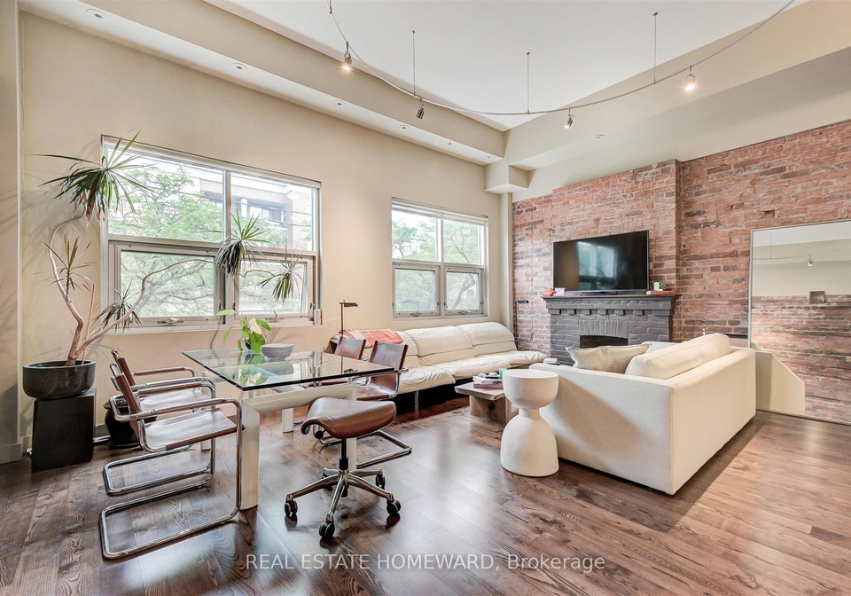 1842-queen-street-e-toronto-toronto-ontario-e13550650
