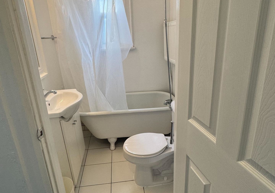 849-broadview-avenue-e-toronto-east-york-ontario-e13550872