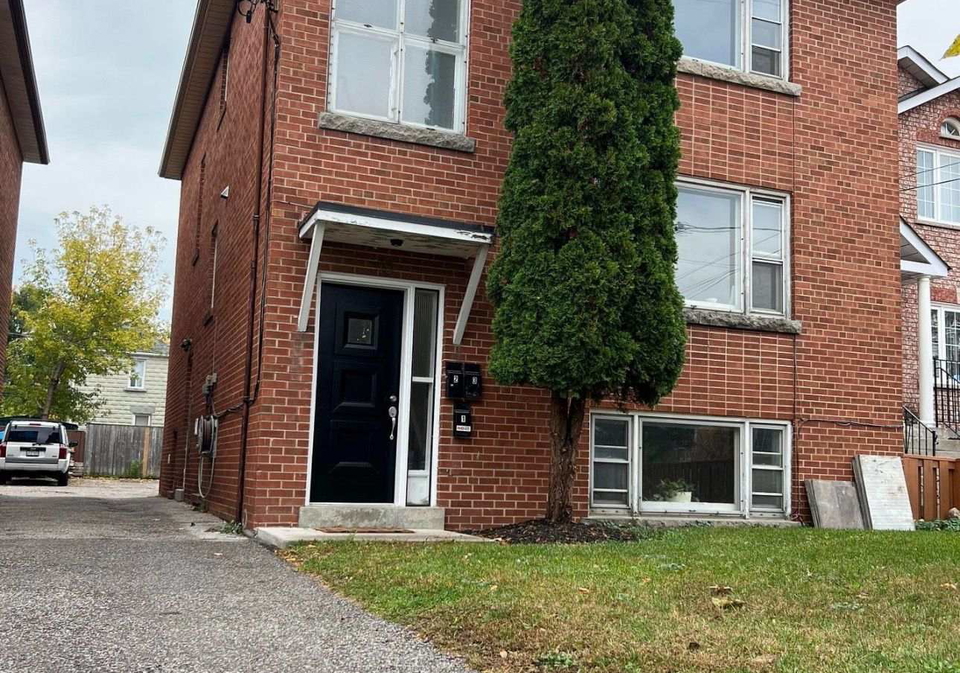 15-virginia-avenue-toronto-east-york-ontario-e13550894