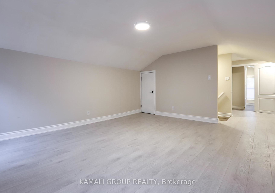 81-mcmillan-drive-oshawa-ontario-e13551148