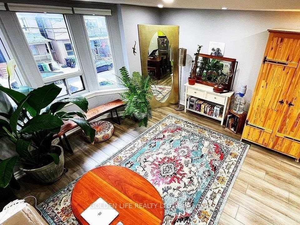 786-pape-avenue-toronto-east-york-ontario-e13551216