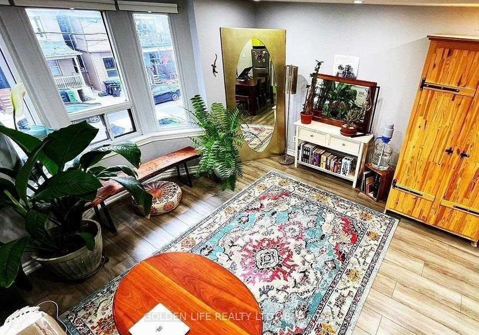 786-pape-avenue-toronto-east-york-ontario-e13551216