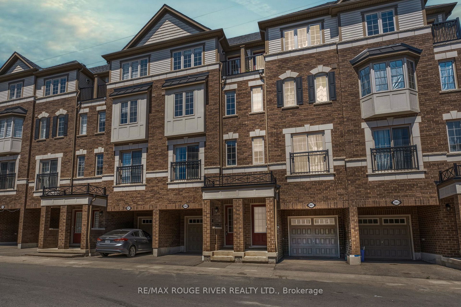 2669-deputy-minister-path-oshawa-ontario-e13551562