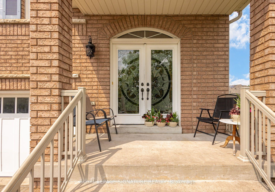 1156-cotswold-court-oshawa-ontario-e13552786