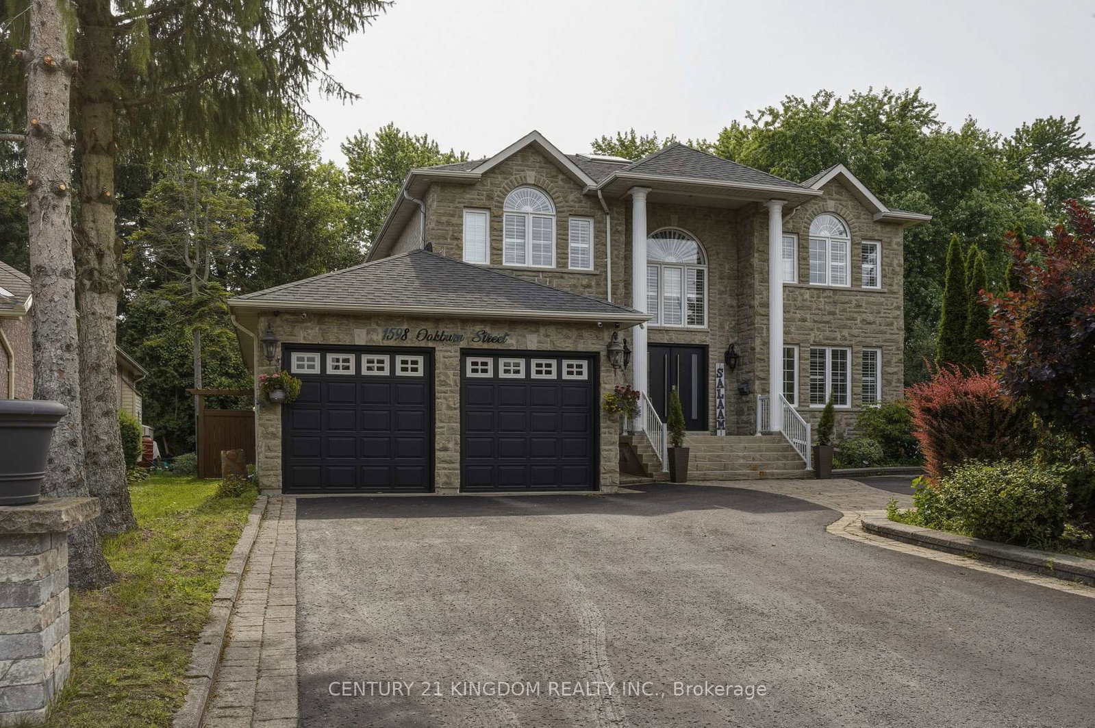 1598-oakburn-street-pickering-ontario-e13553224