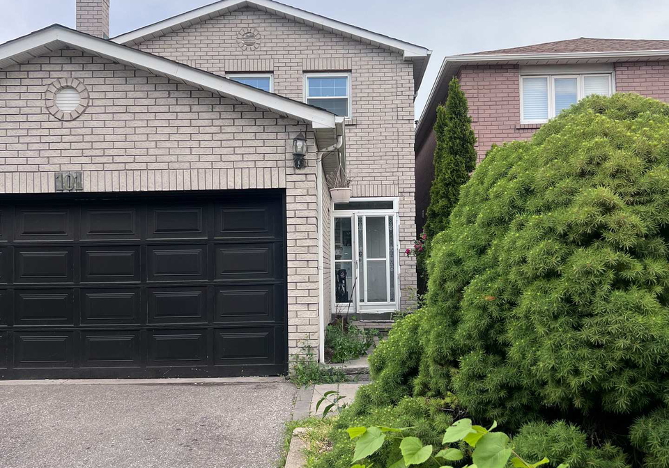 101-orleans-drive-toronto-scarborough-ontario-e13553572