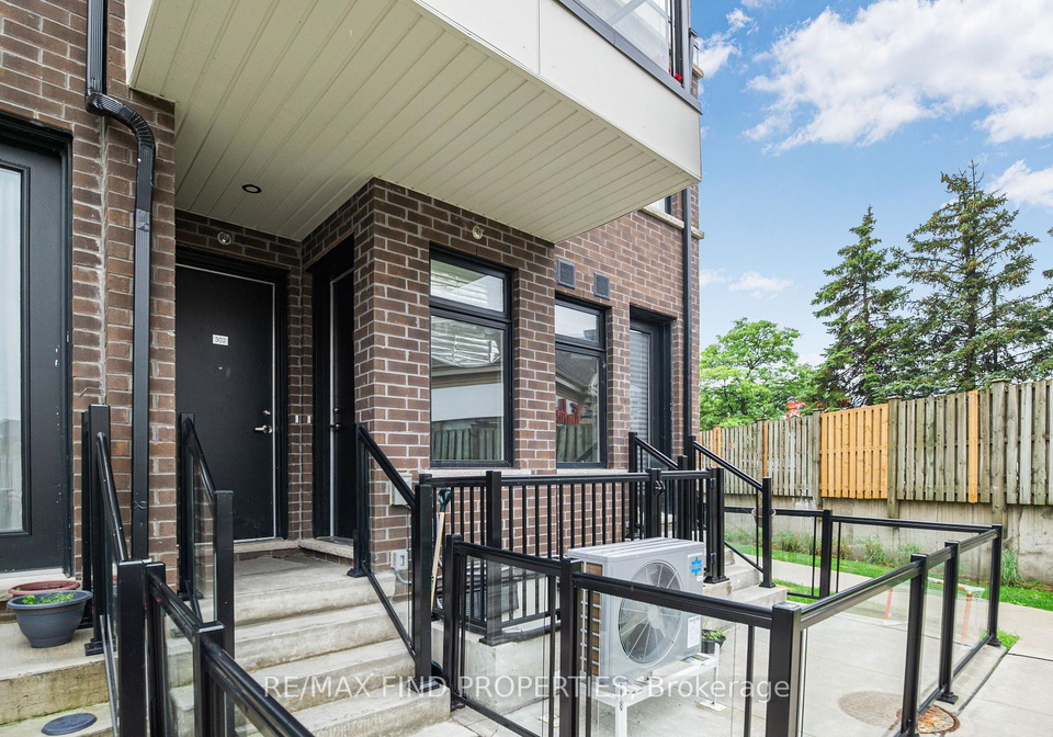 755-omega-drive-pickering-ontario-e13555752