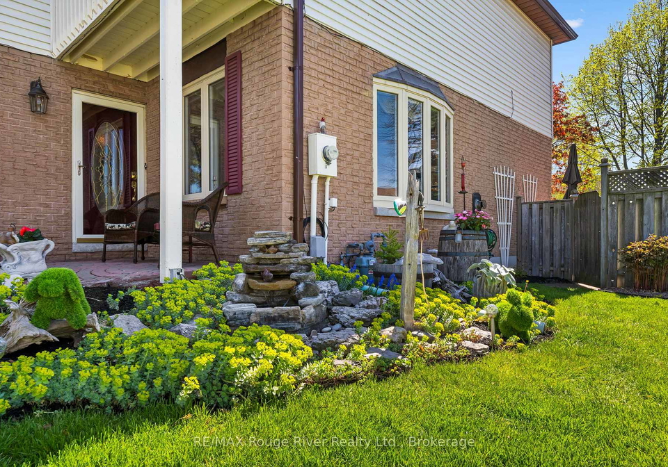 1003-renaissance-drive-oshawa-ontario-e13555810