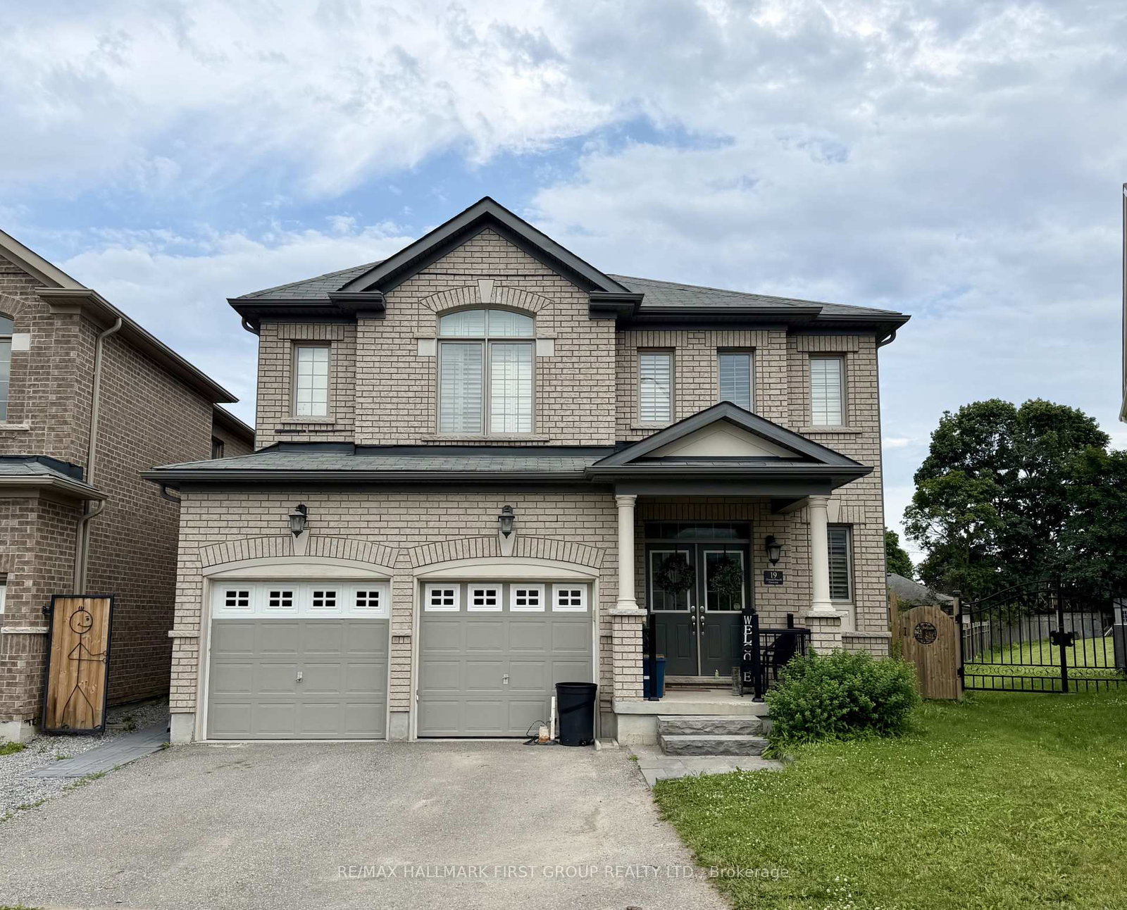 19-donald-powell-crescent-clarington-ontario-e13556522