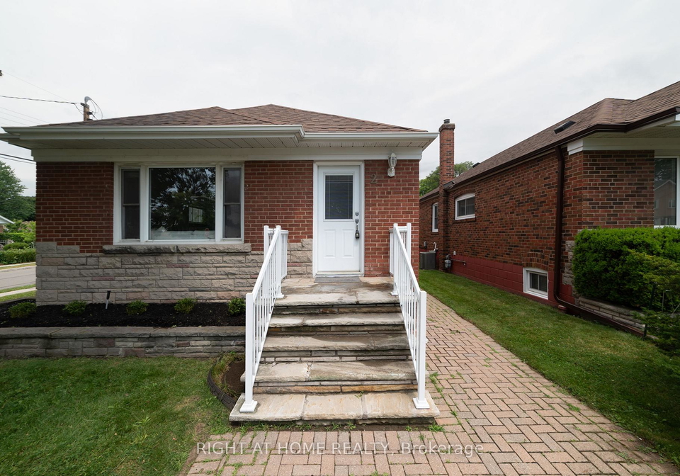 2-midholm-drive-toronto-scarborough-ontario-e13556636