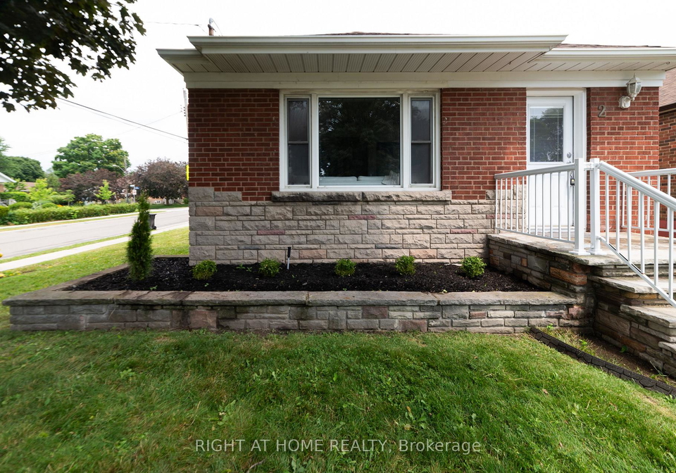 2-midholm-drive-toronto-scarborough-ontario-e13556636