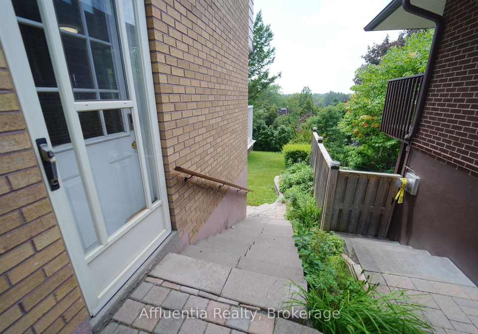 480-elizabeth-street-oshawa-ontario-e13556886
