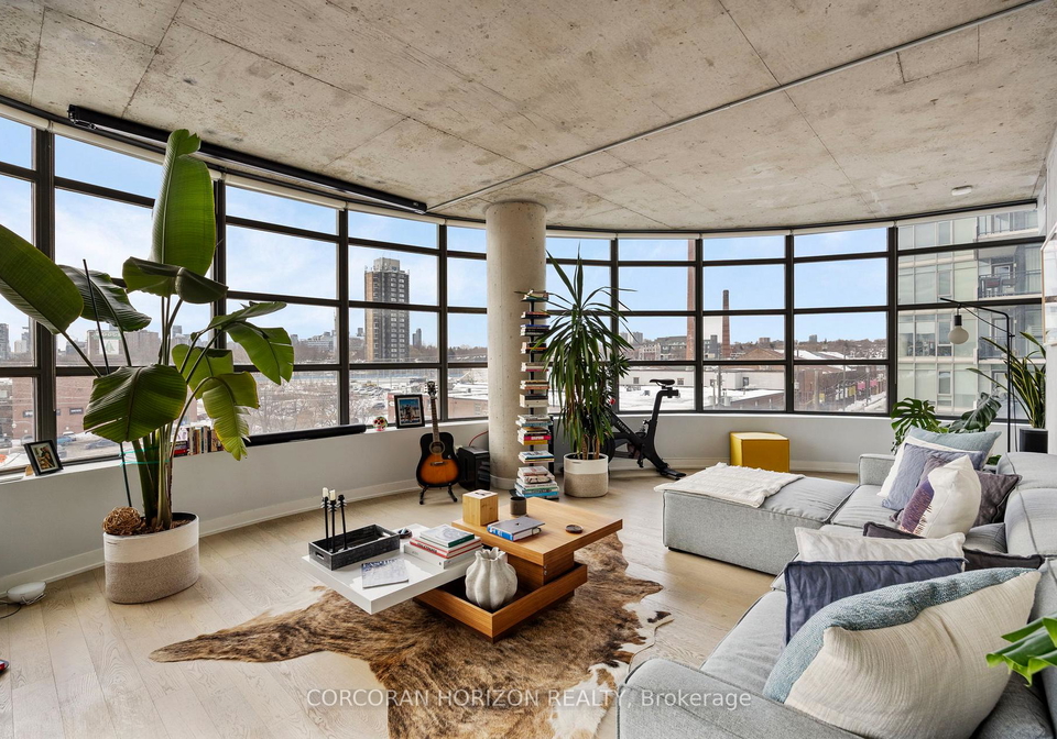 1201-dundas-street-e-toronto-toronto-ontario-e13556954