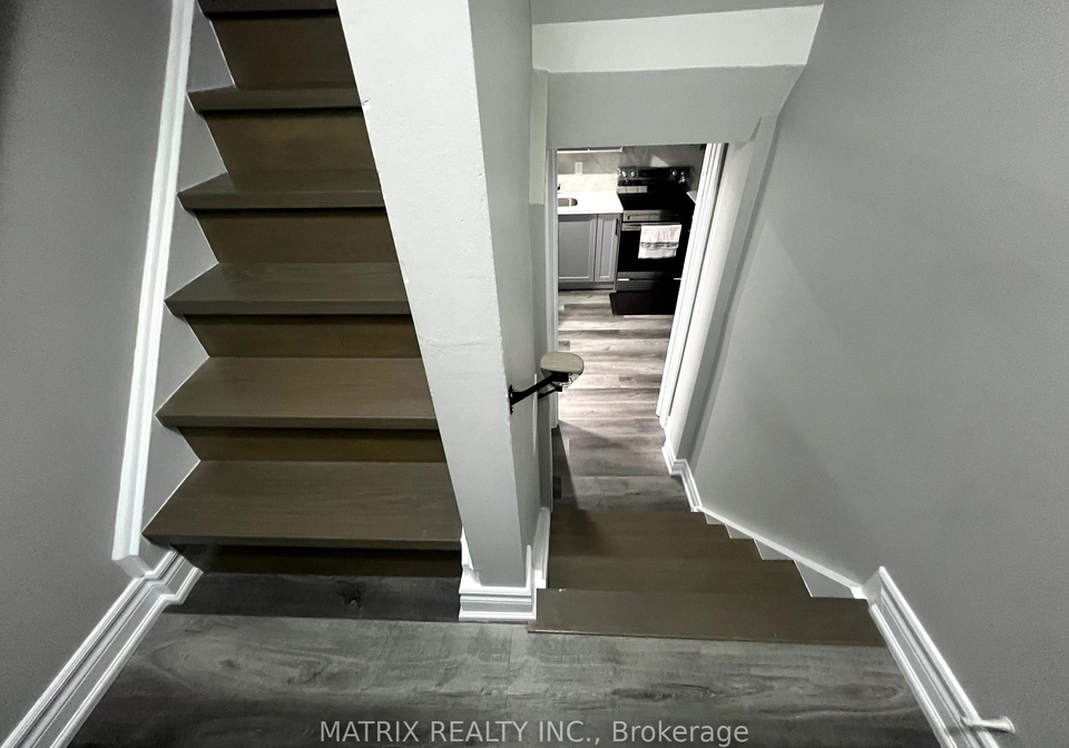 29-warwick-castle-court-toronto-scarborough-ontario-e13557194