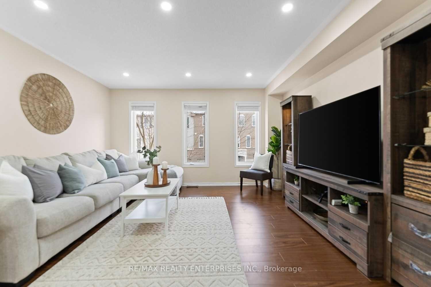 50-mcgonigal-lane-ajax-ontario-e13557264