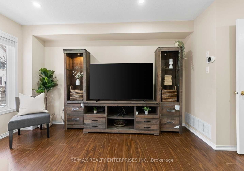 50-mcgonigal-lane-ajax-ontario-e13557264