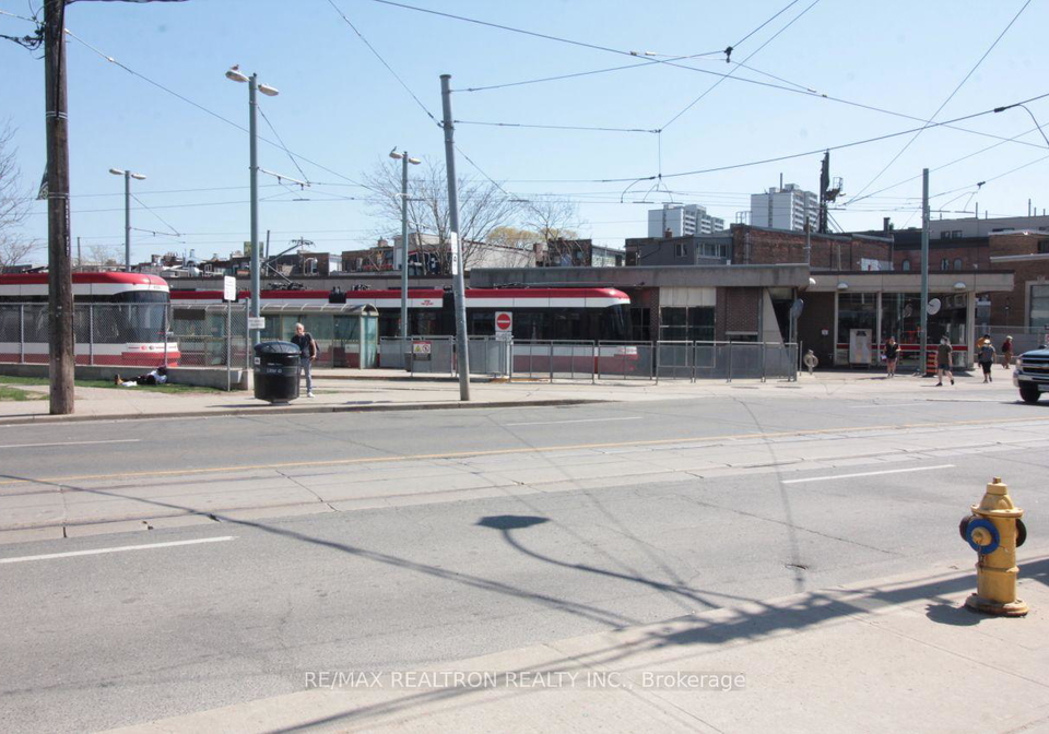 788-broadview-avenue-toronto-east-york-ontario-e13557492