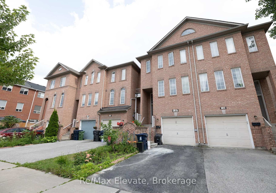 137-conn-smythe-drive-toronto-scarborough-ontario-e13557550