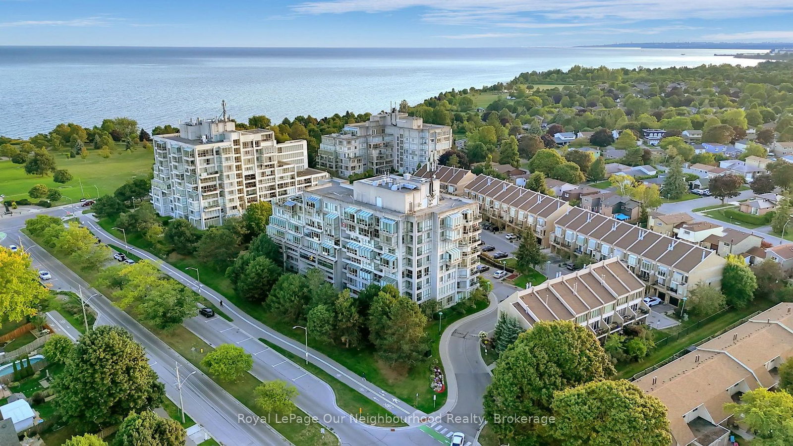 25-cumberland-lane-ajax-ontario-e13557604