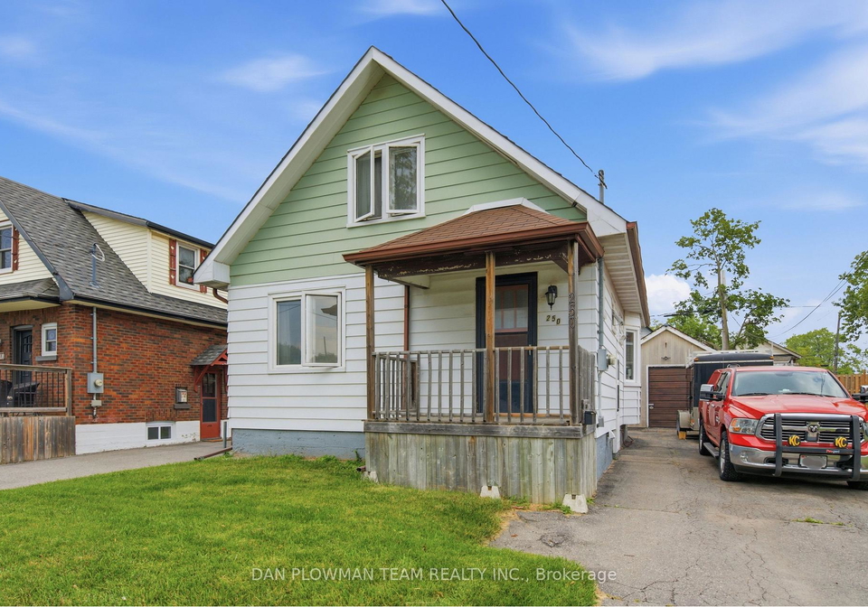 250-mitchell-avenue-oshawa-ontario-e13557892