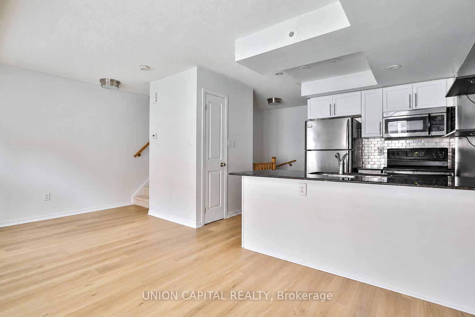 24-florence-wyle-lane-toronto-toronto-ontario-e13558298