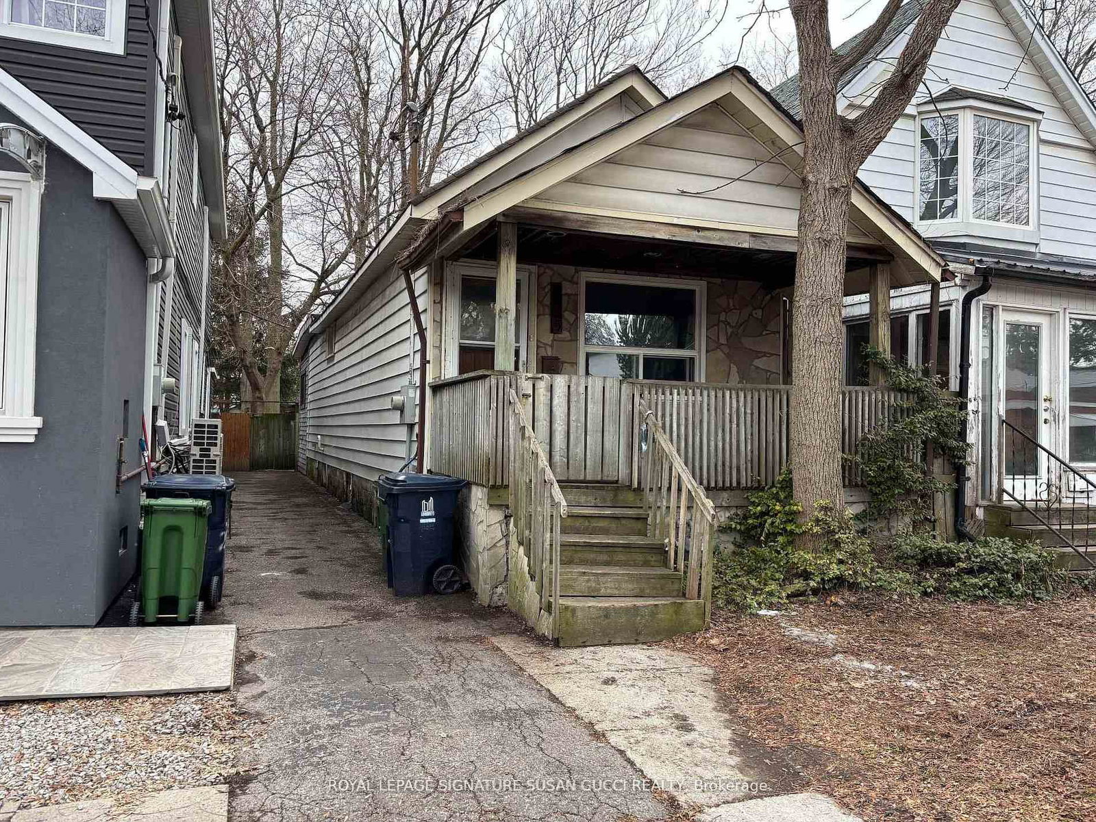 215-gowan-avenue-toronto-east-york-ontario-e13558806