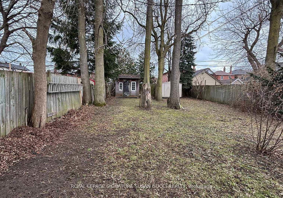 215-gowan-avenue-toronto-east-york-ontario-e13558806