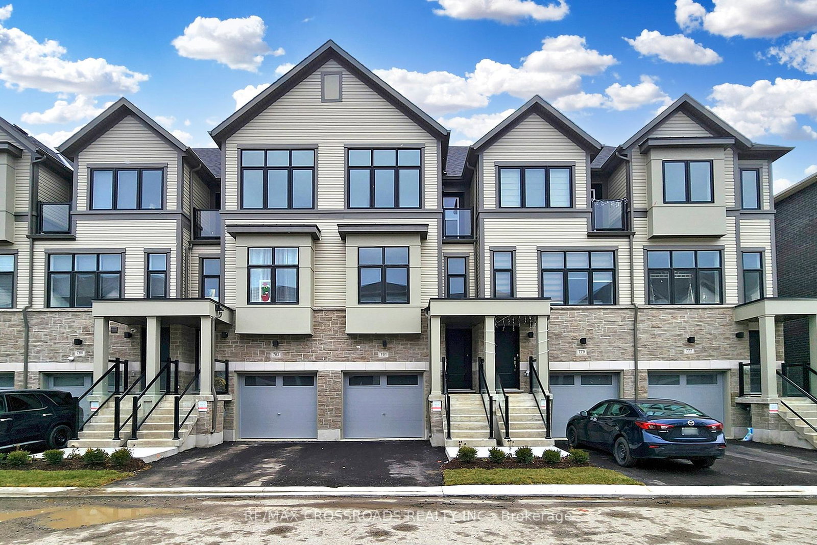 781-kootenay-path-oshawa-ontario-e13558988
