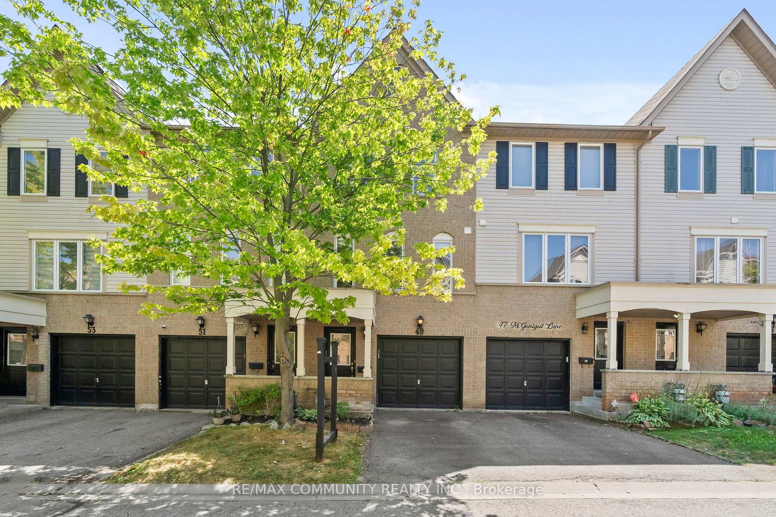 49-mcgonigal-lane-ajax-ontario-e13559042