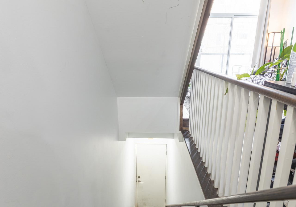 1321-gerrard-street-e-toronto-toronto-ontario-e13559344