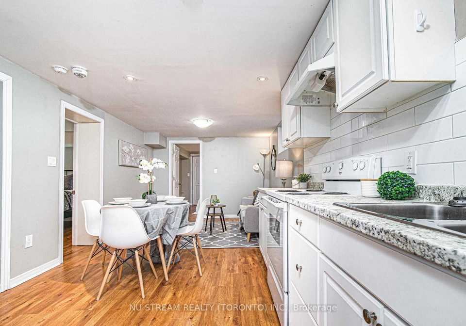901-lilac-terrace-whitby-ontario-e13559590