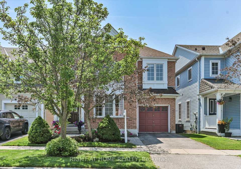 94-moynahan-crescent-ajax-ontario-e13559690