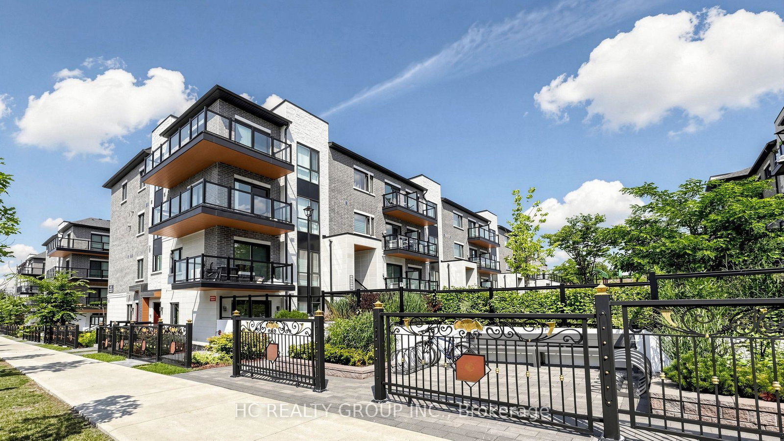 60-morecambe-gate-toronto-scarborough-ontario-e13559730