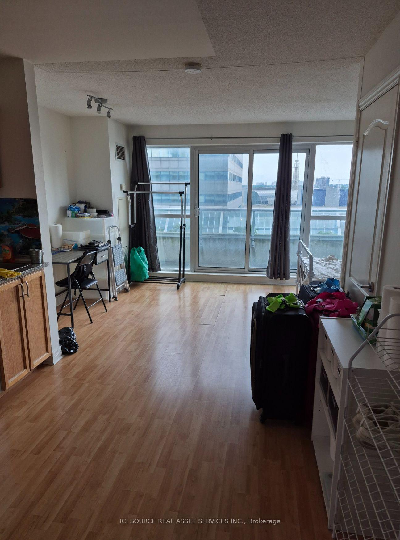 70-town-centre-court-toronto-scarborough-ontario-e13559894