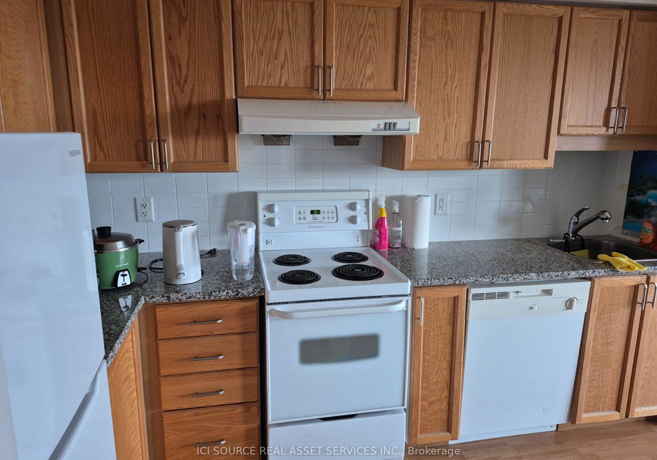 70-town-centre-court-toronto-scarborough-ontario-e13559894