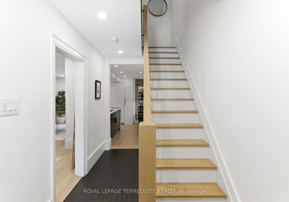 1775-gerrard-street-e-toronto-toronto-ontario-e13560310