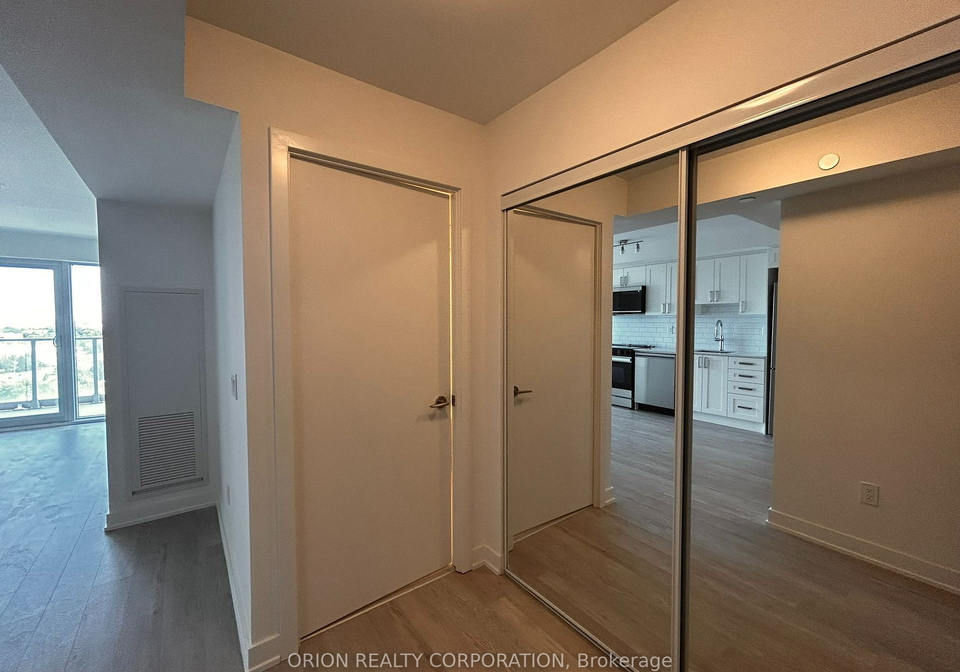 1010-sandy-beach-road-pickering-ontario-e13560426