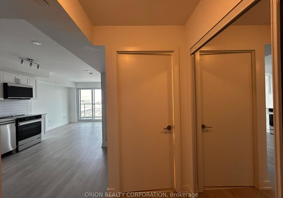 1010-sandy-beach-road-pickering-ontario-e13560426