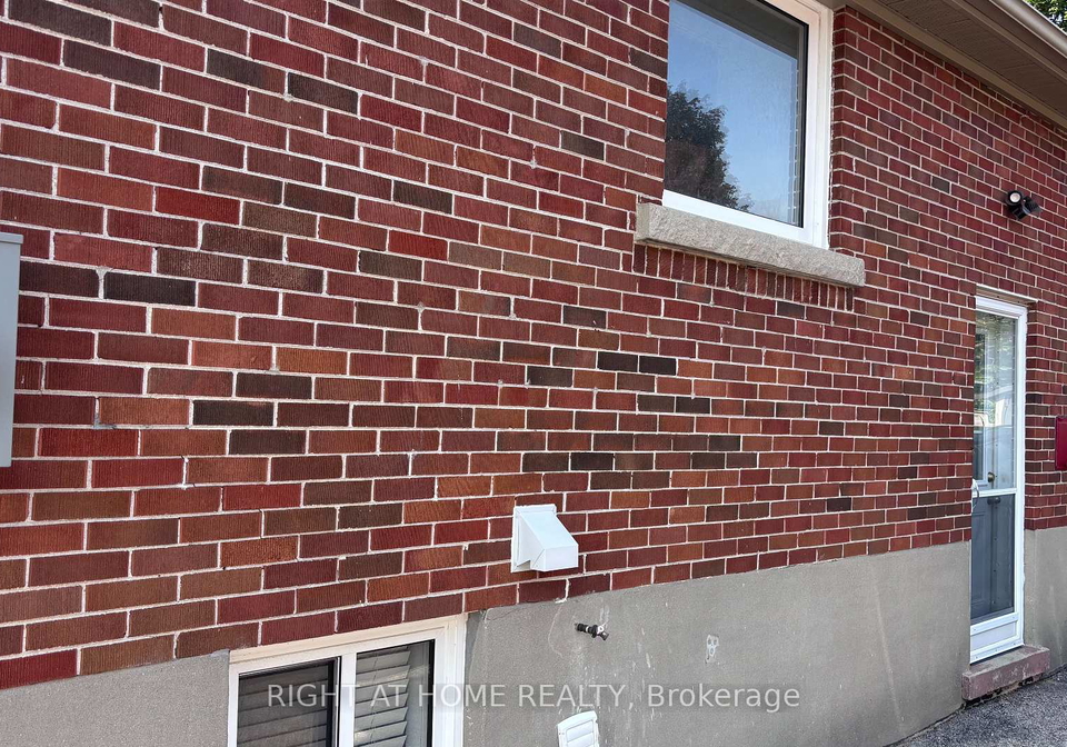 292-farewell-street-oshawa-ontario-e13560670