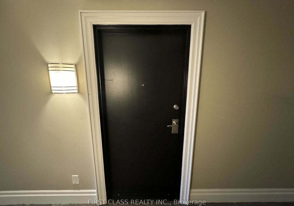 21-brookhouse-drive-clarington-ontario-e13561092