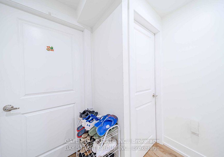 14-amarillo-drive-toronto-scarborough-ontario-e13561354