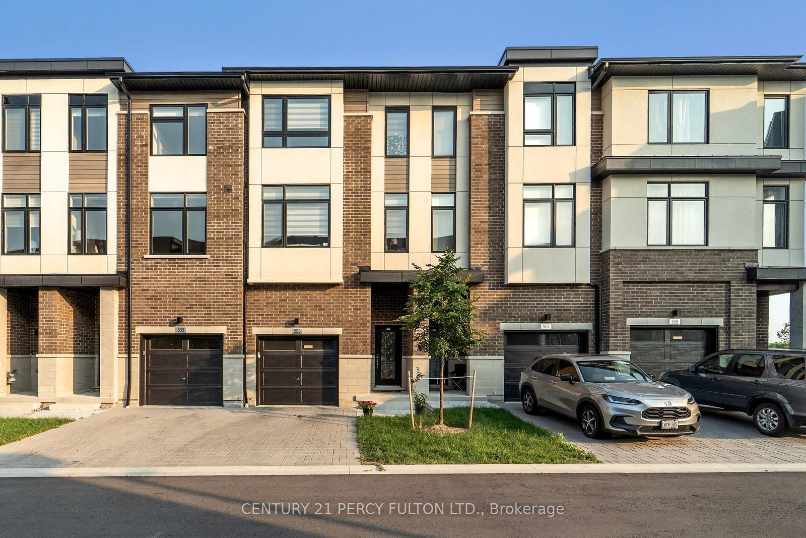 1695-dersan-street-pickering-ontario-e13561368