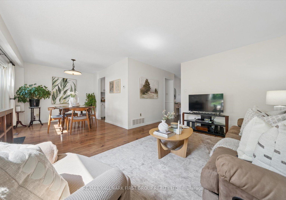 648-creekview-circle-pickering-ontario-e13561428