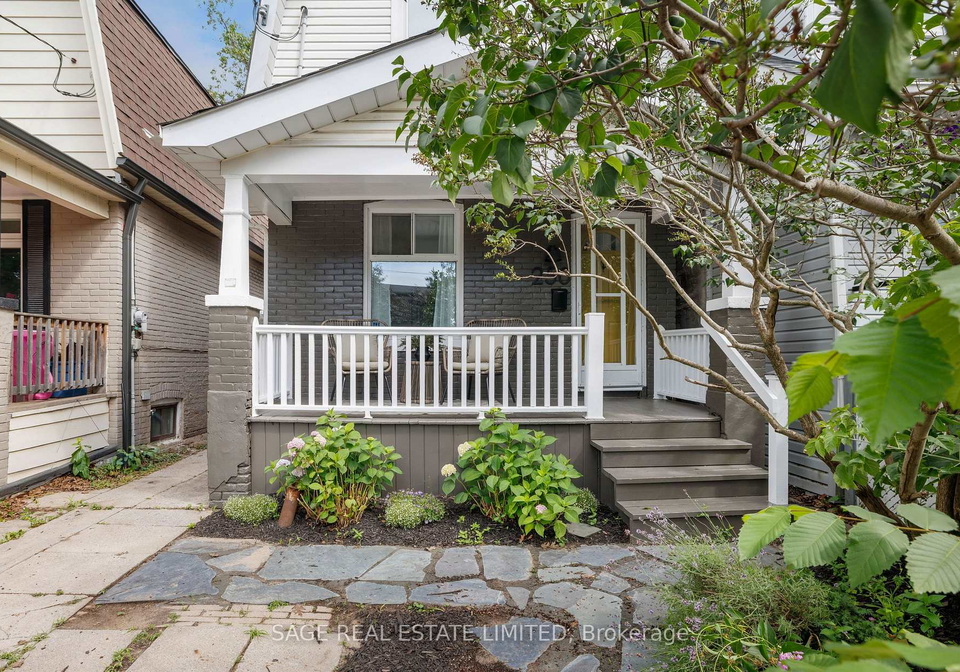 250-springdale-boulevard-toronto-east-york-ontario-e13561528