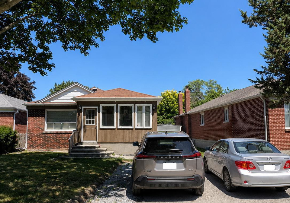 7-ilfracombe-crescent-toronto-scarborough-ontario-e13561836