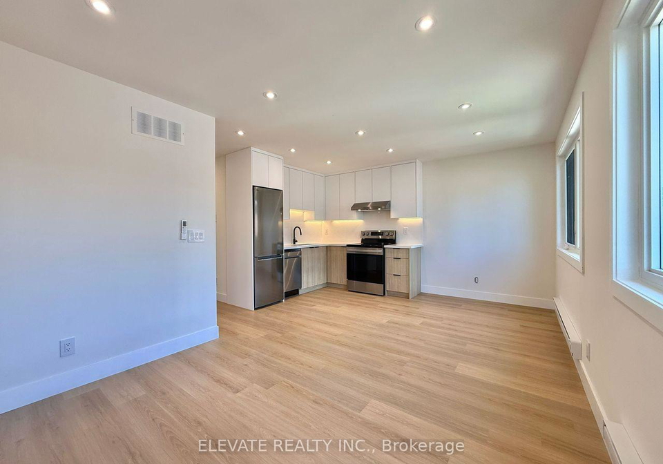 275-mortimer-avenue-toronto-east-york-ontario-e13561998