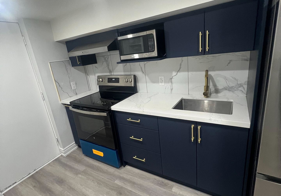 1223-plymouth-drive-oshawa-ontario-e13562398