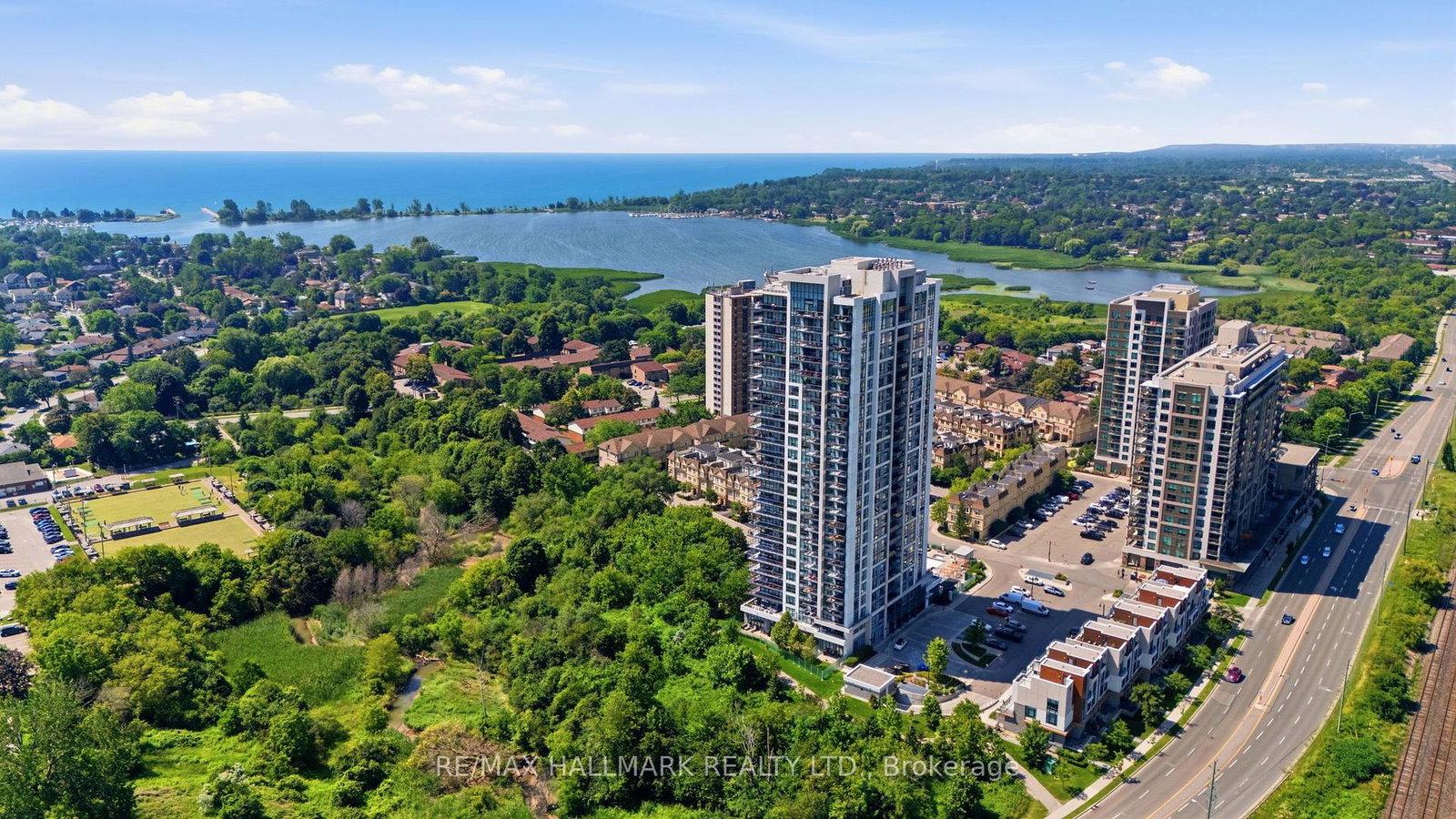 1255-bayly-street-pickering-ontario-e13563084
